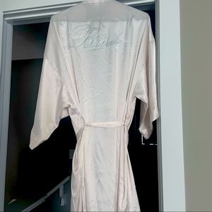 Bride Robe Victoria Secret M/L